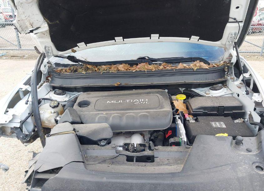 Photo 10 of 2014 Jeep Cherokee LATITUDE (VIN 1C4PJMCB9EW303265)