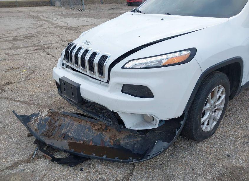 Photo 18 of 2014 Jeep Cherokee LATITUDE (VIN 1C4PJMCB9EW303265)