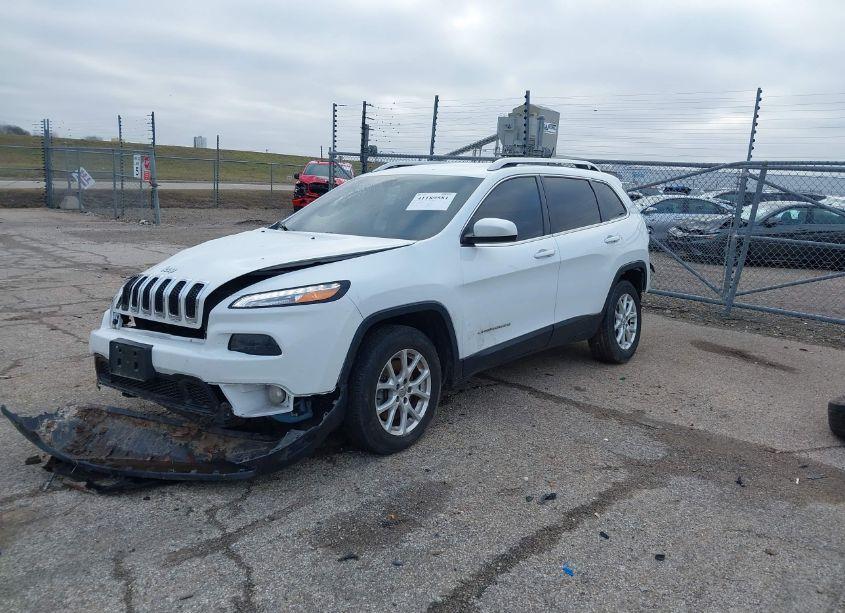 Photo 2 of 2014 Jeep Cherokee LATITUDE (VIN 1C4PJMCB9EW303265)