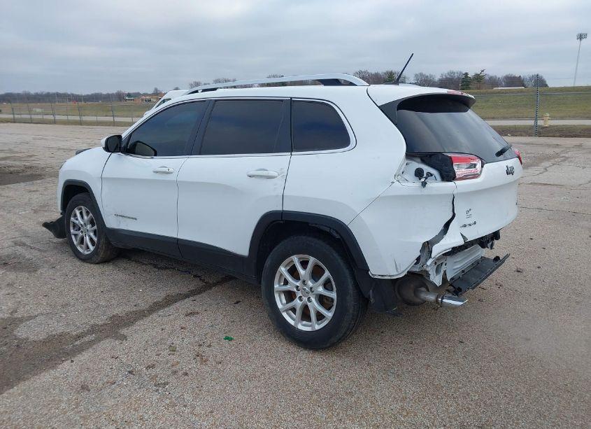 Photo 3 of 2014 Jeep Cherokee LATITUDE (VIN 1C4PJMCB9EW303265)