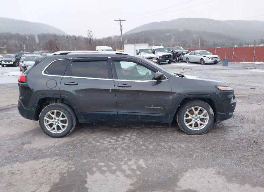 Photo 14 of 2015 Jeep Cherokee LATITUDE (VIN 1C4PJMCB9FW514337)