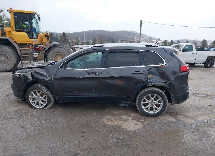 Photo 15 of 2015 Jeep Cherokee LATITUDE (VIN 1C4PJMCB9FW514337)