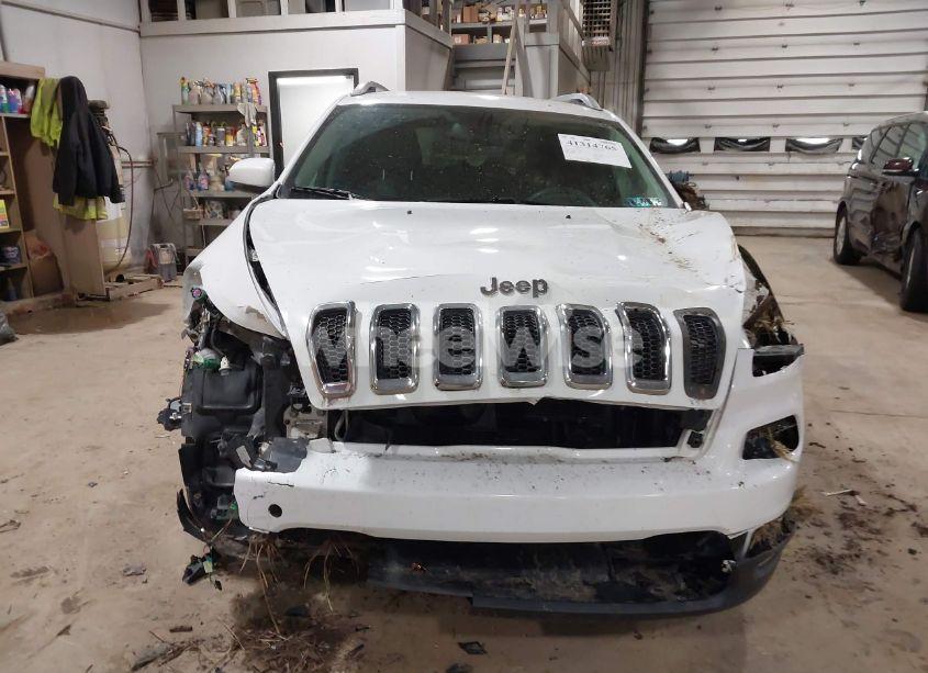 Photo 13 of 2015 Jeep Cherokee LATITUDE (VIN 1C4PJMCB9FW645056)