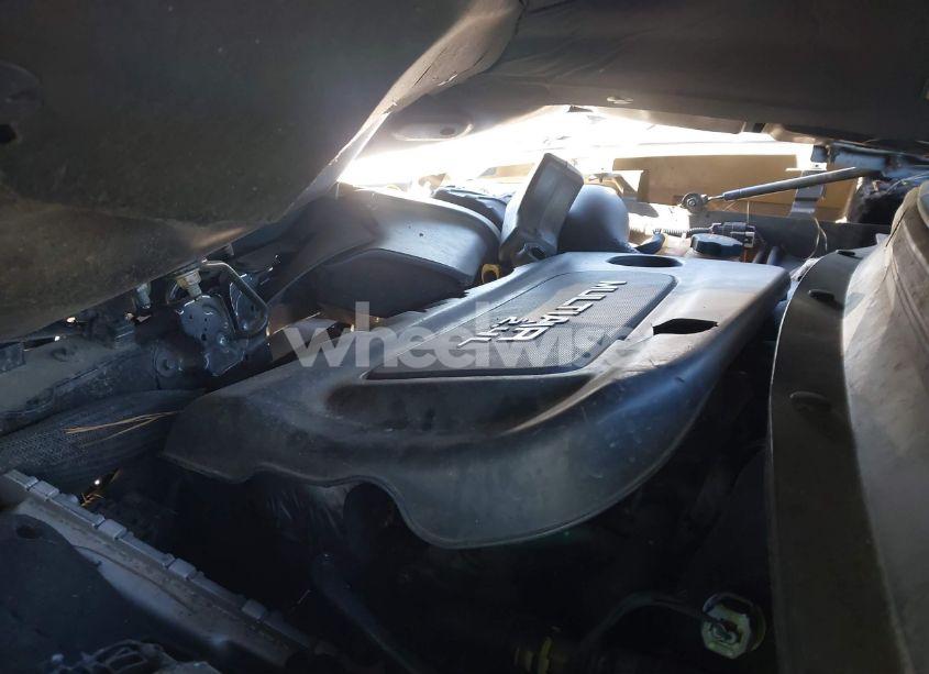 Photo 10 of 2016 Jeep Cherokee LATITUDE (VIN 1C4PJMCB9GW100685)