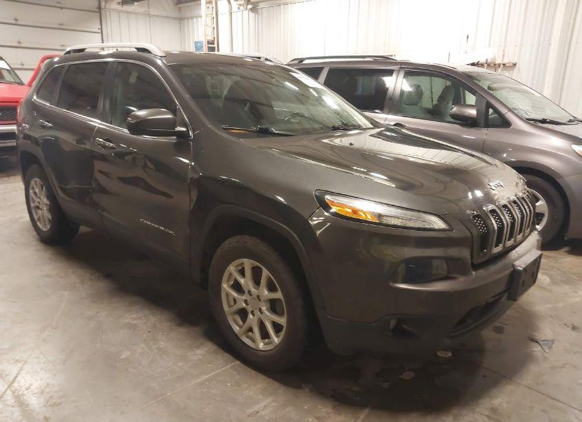 2016 Jeep Cherokee LATITUDE (VIN 1C4PJMCB9GW115266) main photo