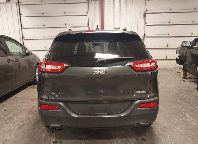 Photo 17 of 2016 Jeep Cherokee LATITUDE (VIN 1C4PJMCB9GW115266)