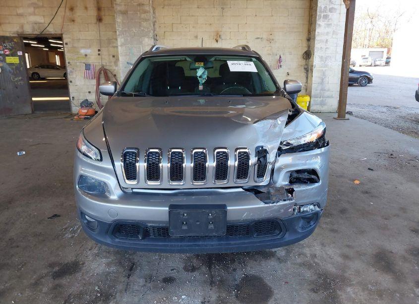 Photo 11 of 2016 Jeep Cherokee LATITUDE (VIN 1C4PJMCB9GW118264)