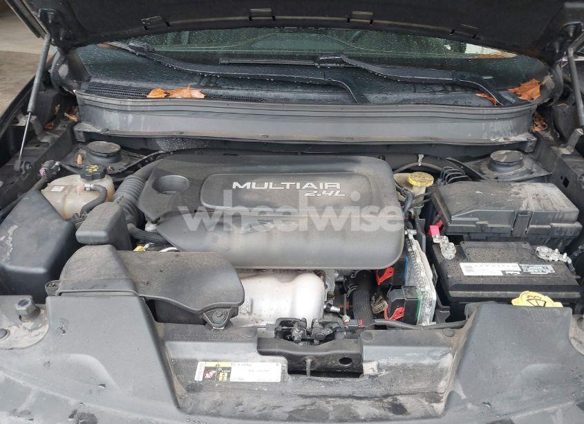 Photo 10 of 2016 Jeep Cherokee LATITUDE (VIN 1C4PJMCB9GW252367)