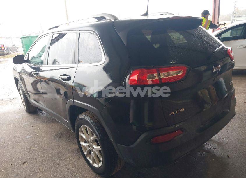 Photo 3 of 2016 Jeep Cherokee LATITUDE (VIN 1C4PJMCB9GW252367)