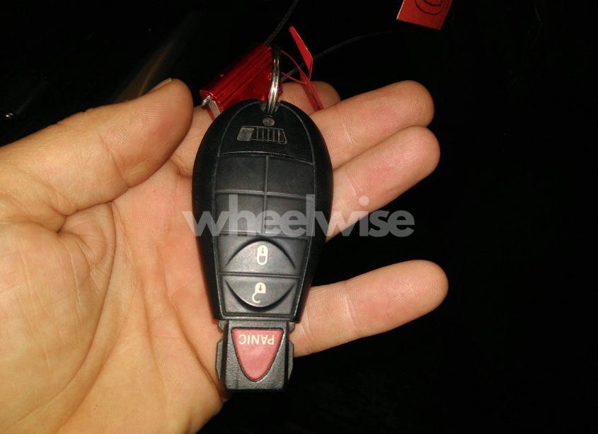 Photo 11 of 2016 Jeep Cherokee LATITUDE (VIN 1C4PJMCB9GW289080)