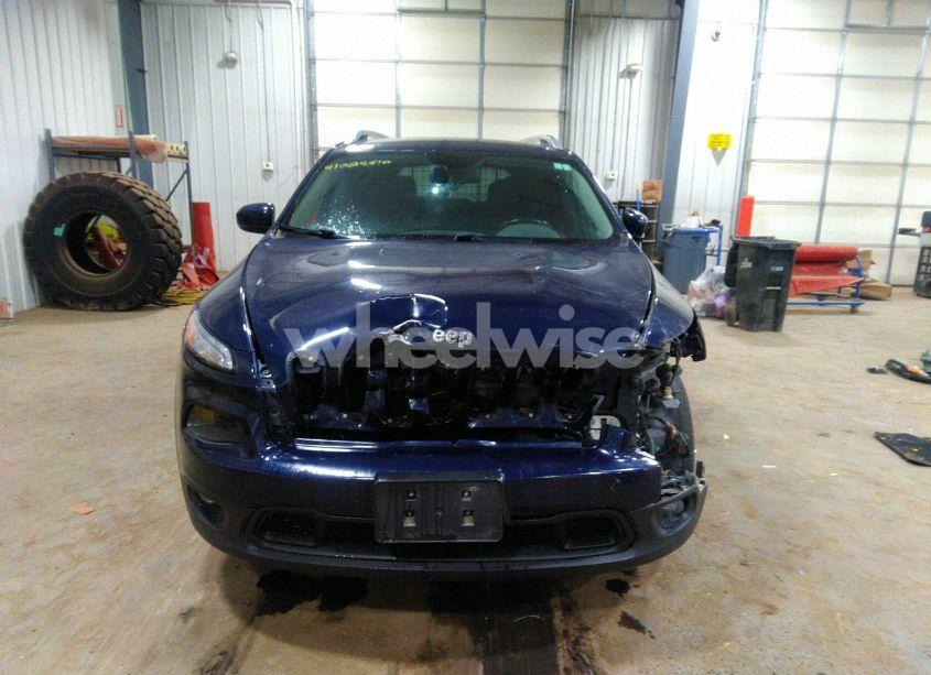 Photo 13 of 2016 Jeep Cherokee LATITUDE (VIN 1C4PJMCB9GW289080)