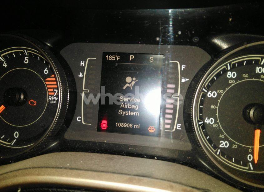 Photo 16 of 2016 Jeep Cherokee LATITUDE (VIN 1C4PJMCB9GW289080)