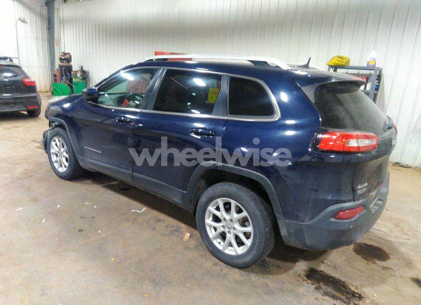 Photo 3 of 2016 Jeep Cherokee LATITUDE (VIN 1C4PJMCB9GW289080)