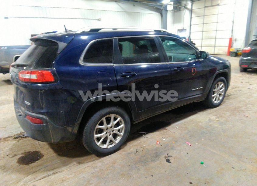 Photo 4 of 2016 Jeep Cherokee LATITUDE (VIN 1C4PJMCB9GW289080)