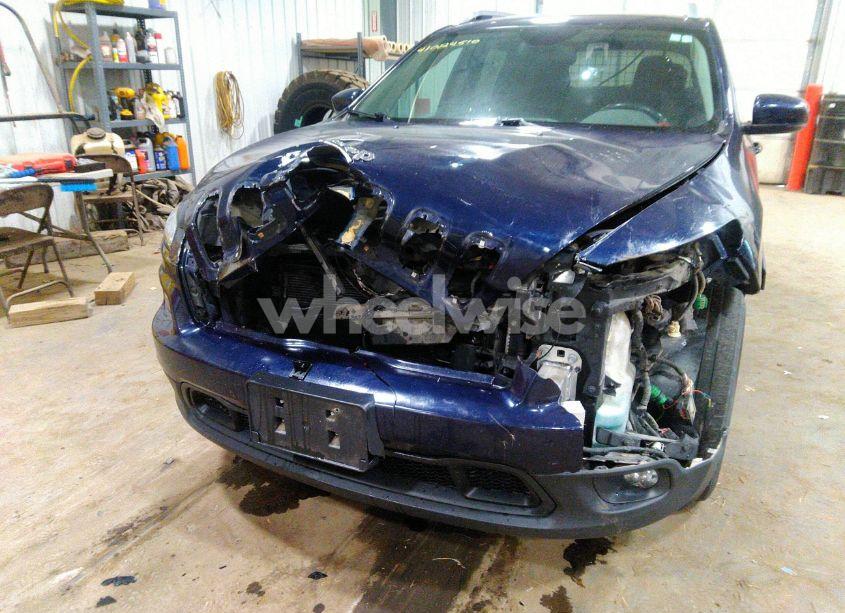 Photo 6 of 2016 Jeep Cherokee LATITUDE (VIN 1C4PJMCB9GW289080)