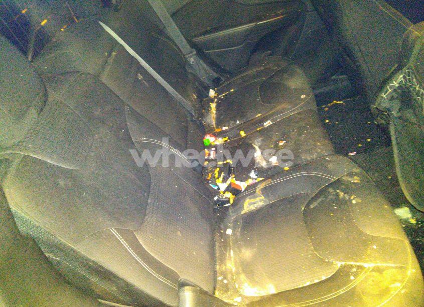 Photo 8 of 2016 Jeep Cherokee LATITUDE (VIN 1C4PJMCB9GW289080)