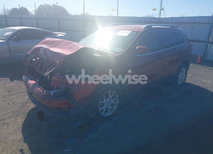 Photo 2 of 2016 Jeep Cherokee LATITUDE (VIN 1C4PJMCB9GW306640)