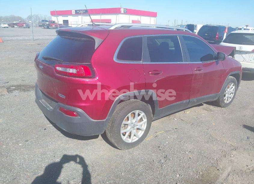 Photo 4 of 2016 Jeep Cherokee LATITUDE (VIN 1C4PJMCB9GW306640)