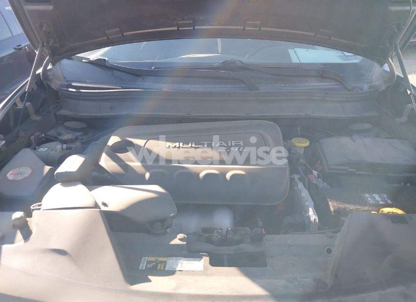 Photo 10 of 2016 Jeep Cherokee LATITUDE (VIN 1C4PJMCB9GW364781)