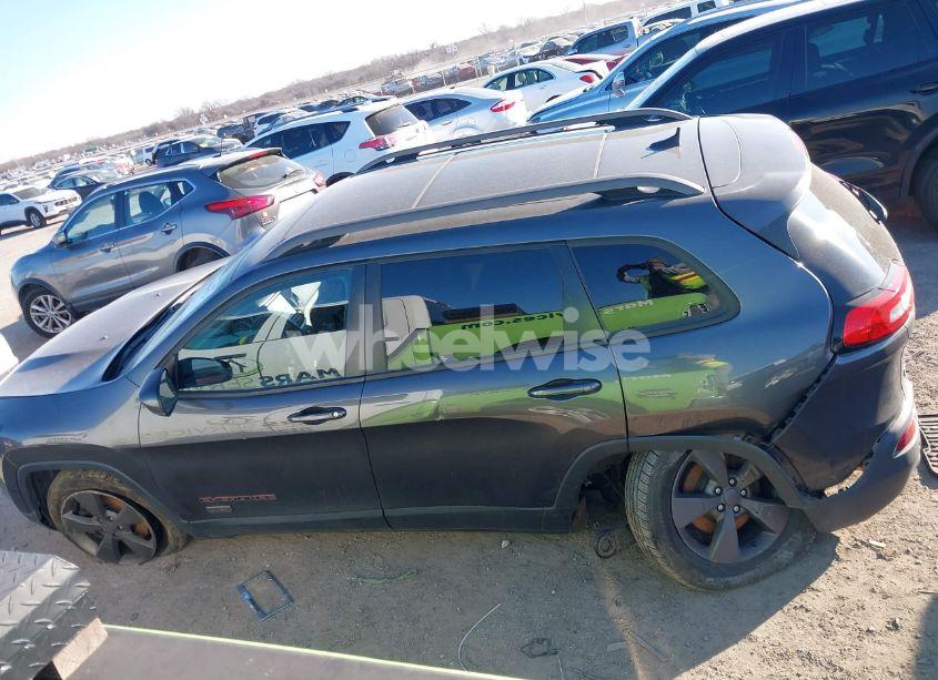 Photo 14 of 2016 Jeep Cherokee LATITUDE (VIN 1C4PJMCB9GW364781)