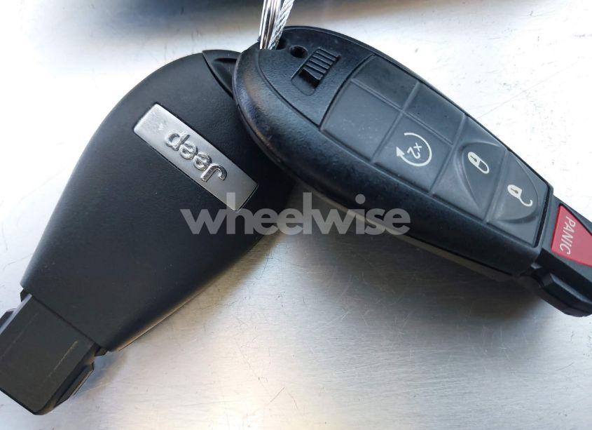 Photo 11 of 2017 Jeep Cherokee LATITUDE 4X4 (VIN 1C4PJMCB9HW571026)