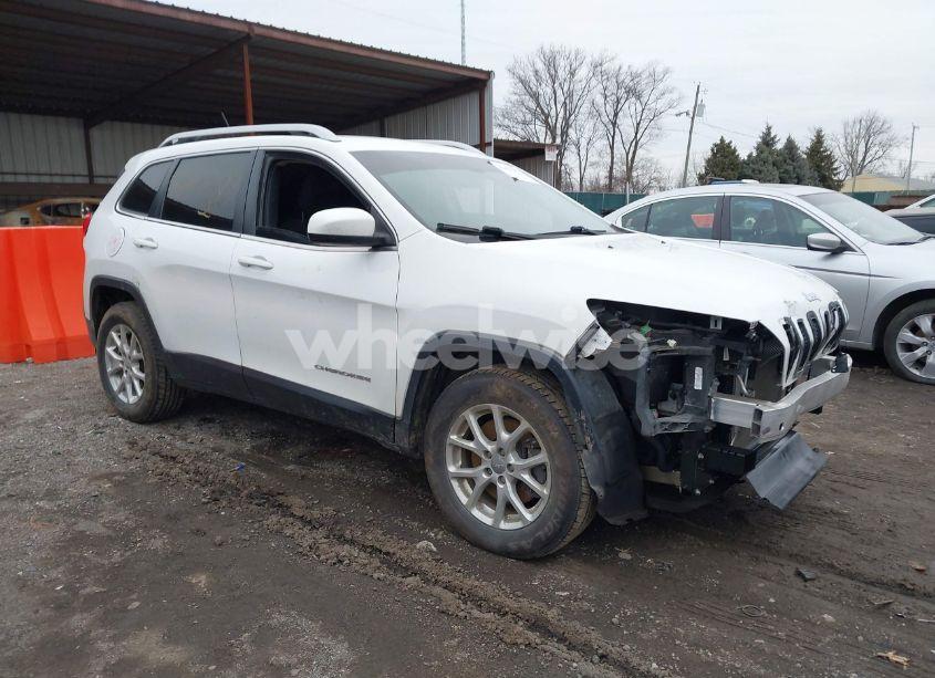 2017 Jeep Cherokee LATITUDE 4X4 (VIN 1C4PJMCB9HW571060) main photo