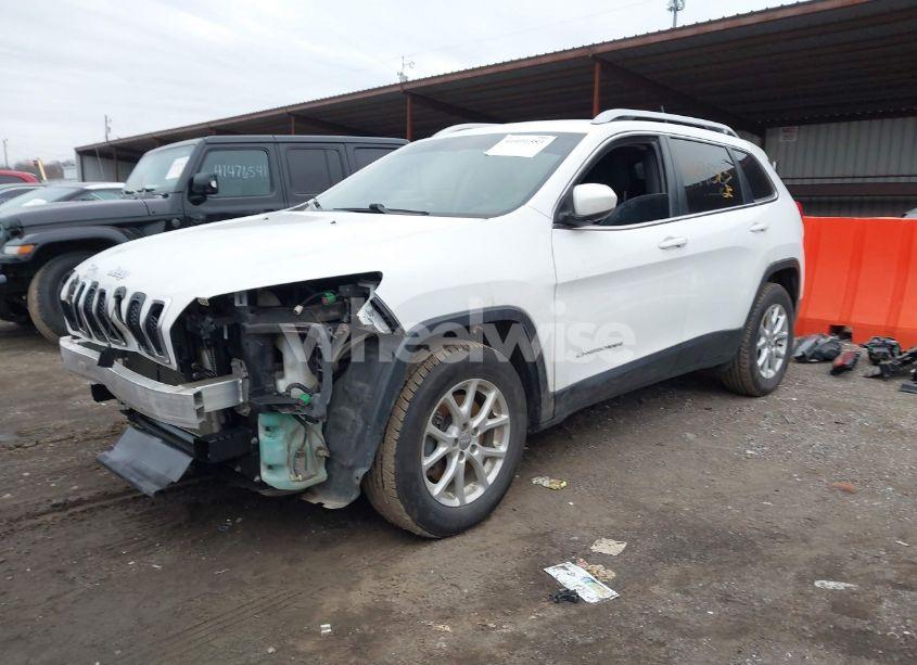 Photo 2 of 2017 Jeep Cherokee LATITUDE 4X4 (VIN 1C4PJMCB9HW571060)