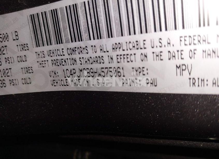 Photo 9 of 2017 Jeep Cherokee LATITUDE 4X4 (VIN 1C4PJMCB9HW575061)