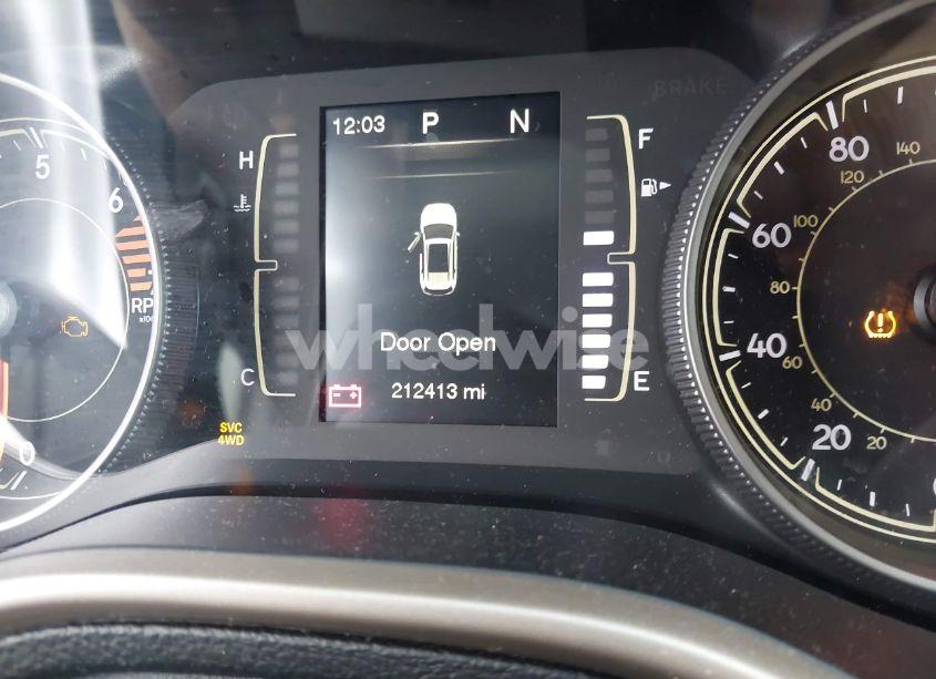 Photo 15 of 2017 Jeep Cherokee LATITUDE 4X4 (VIN 1C4PJMCB9HW575903)