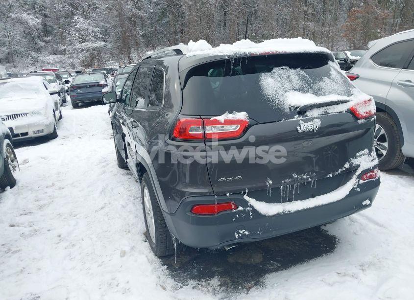 Photo 3 of 2017 Jeep Cherokee LATITUDE 4X4 (VIN 1C4PJMCB9HW575903)