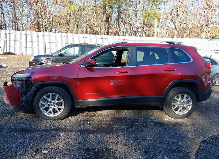 Photo 14 of 2017 Jeep Cherokee LATITUDE 4X4 (VIN 1C4PJMCB9HW634643)