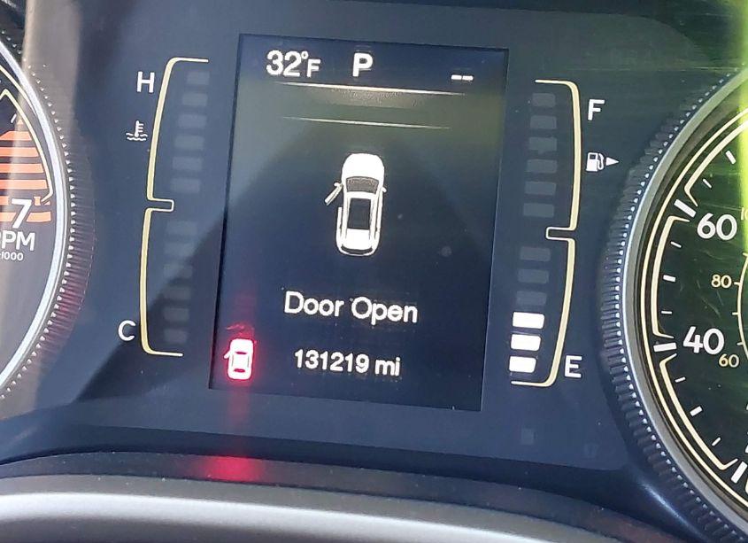 Photo 15 of 2017 Jeep Cherokee LATITUDE 4X4 (VIN 1C4PJMCB9HW634643)