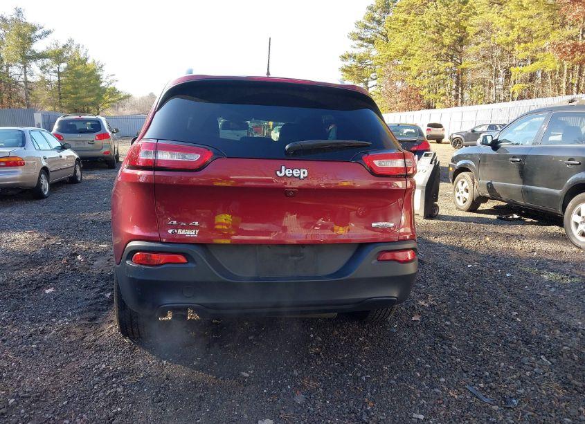 Photo 16 of 2017 Jeep Cherokee LATITUDE 4X4 (VIN 1C4PJMCB9HW634643)