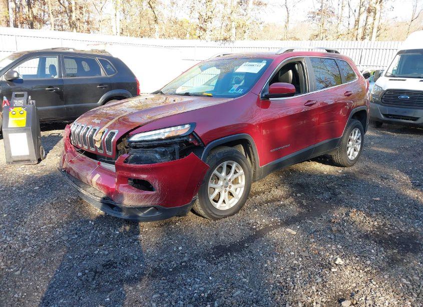 Photo 2 of 2017 Jeep Cherokee LATITUDE 4X4 (VIN 1C4PJMCB9HW634643)