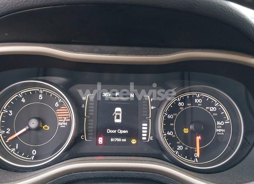 Photo 7 of 2017 Jeep Cherokee LATITUDE 4X4 (VIN 1C4PJMCB9HW656786)