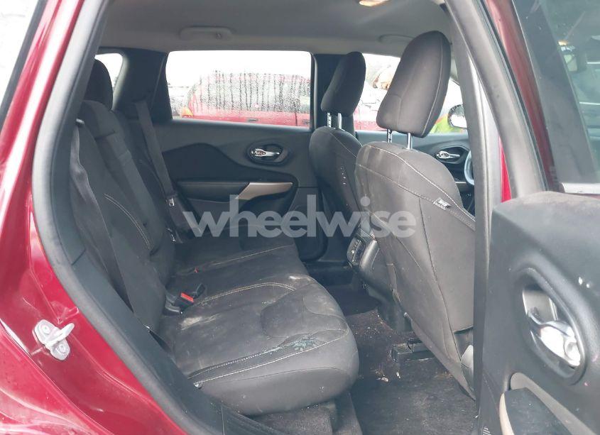 Photo 8 of 2017 Jeep Cherokee LATITUDE 4X4 (VIN 1C4PJMCB9HW656786)