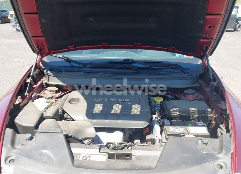 Photo 10 of 2018 Jeep Cherokee LATITUDE TECH CONNECT 4X4 (VIN 1C4PJMCB9JD602518)