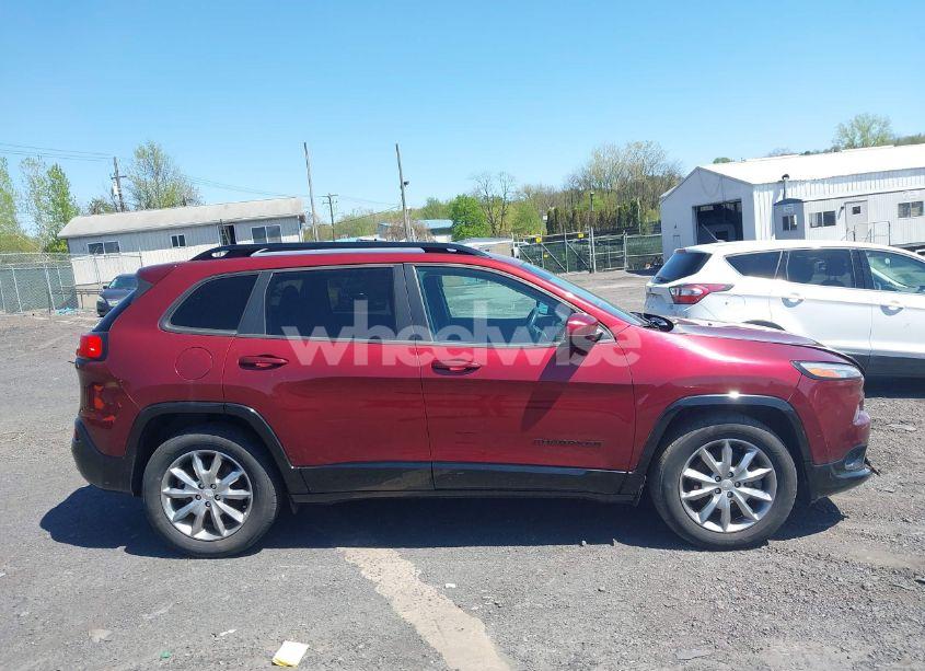 Photo 13 of 2018 Jeep Cherokee LATITUDE TECH CONNECT 4X4 (VIN 1C4PJMCB9JD602518)