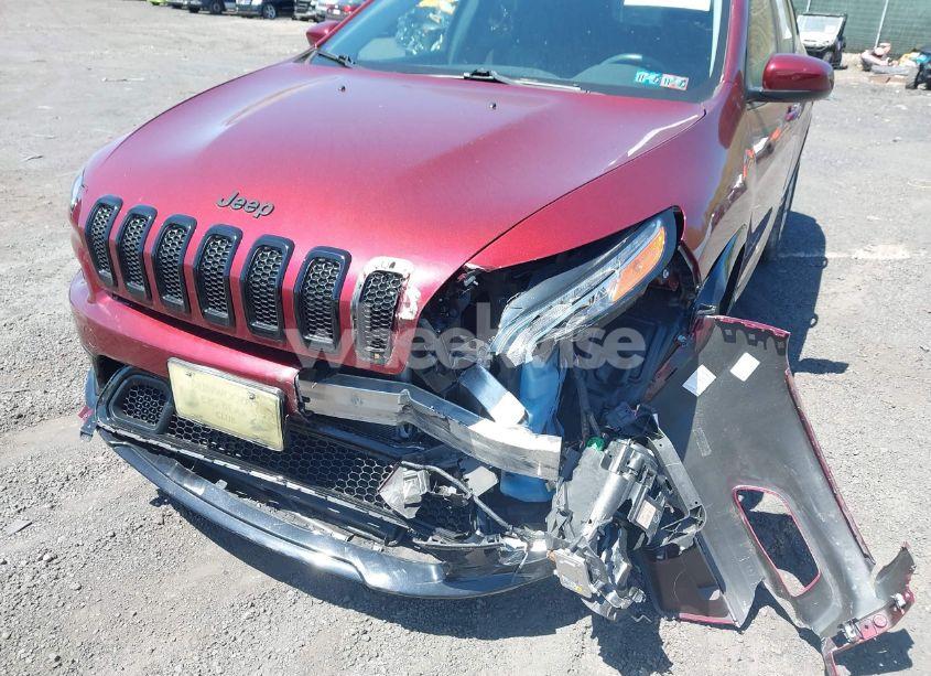 Photo 6 of 2018 Jeep Cherokee LATITUDE TECH CONNECT 4X4 (VIN 1C4PJMCB9JD602518)