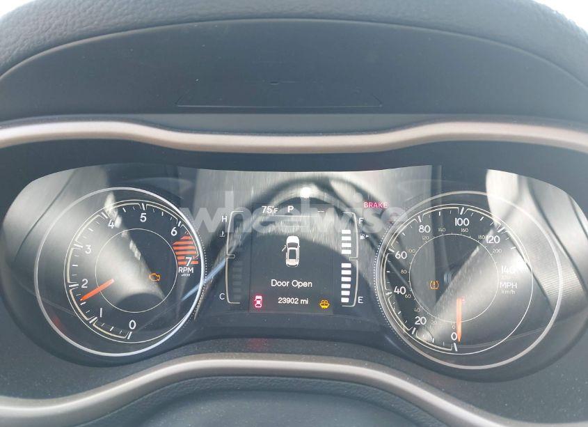 Photo 7 of 2018 Jeep Cherokee LATITUDE TECH CONNECT 4X4 (VIN 1C4PJMCB9JD602518)