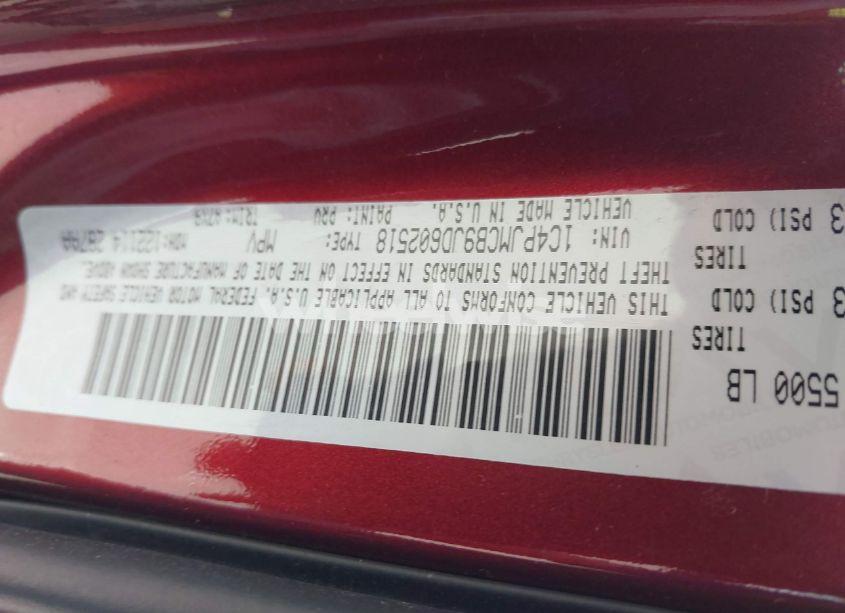 Photo 9 of 2018 Jeep Cherokee LATITUDE TECH CONNECT 4X4 (VIN 1C4PJMCB9JD602518)