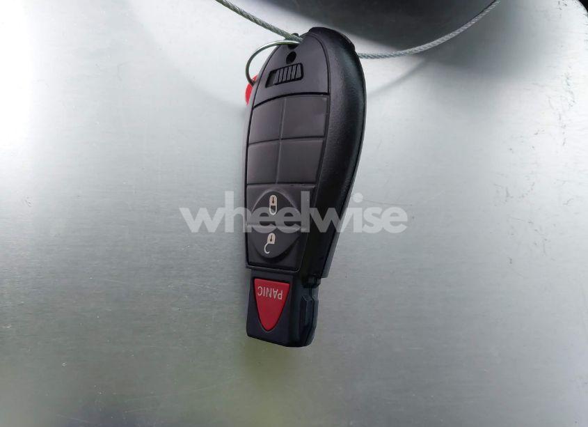 Photo 11 of 2019 Jeep Cherokee LATITUDE 4X4 (VIN 1C4PJMCB9KD355177)