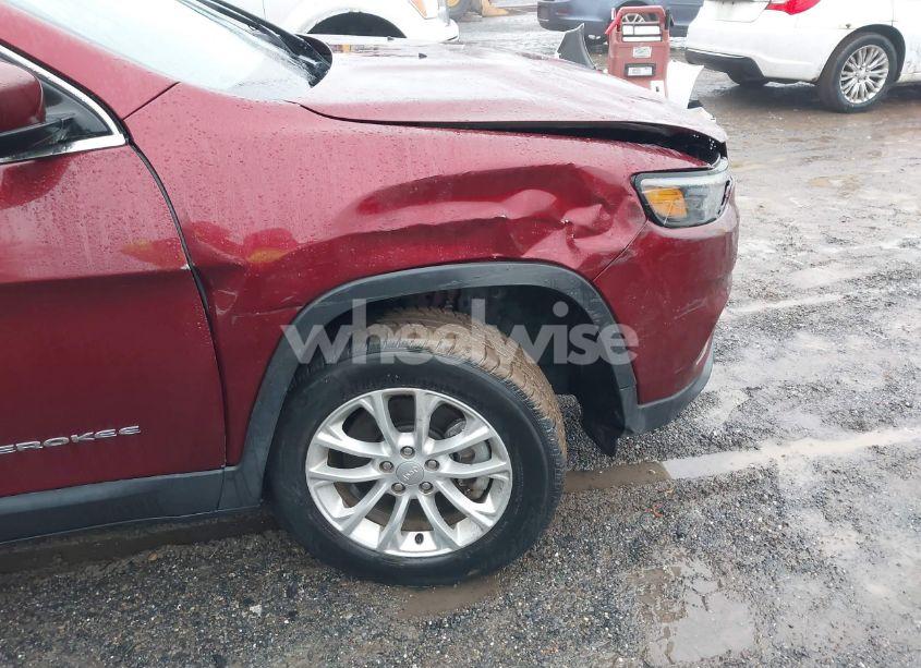 Photo 20 of 2019 Jeep Cherokee LATITUDE 4X4 (VIN 1C4PJMCB9KD355177)