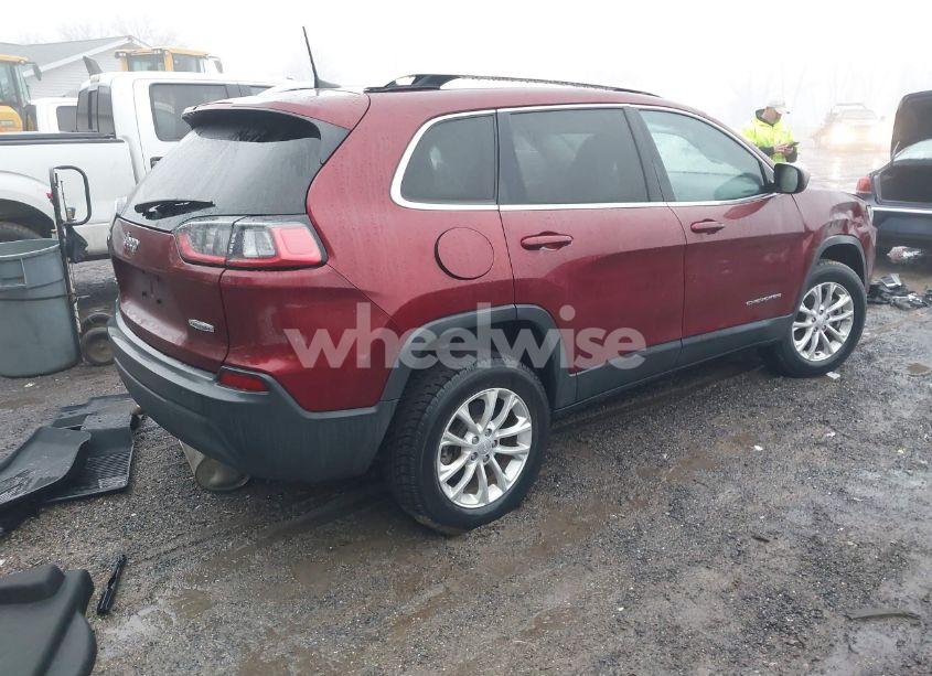 Photo 4 of 2019 Jeep Cherokee LATITUDE 4X4 (VIN 1C4PJMCB9KD355177)