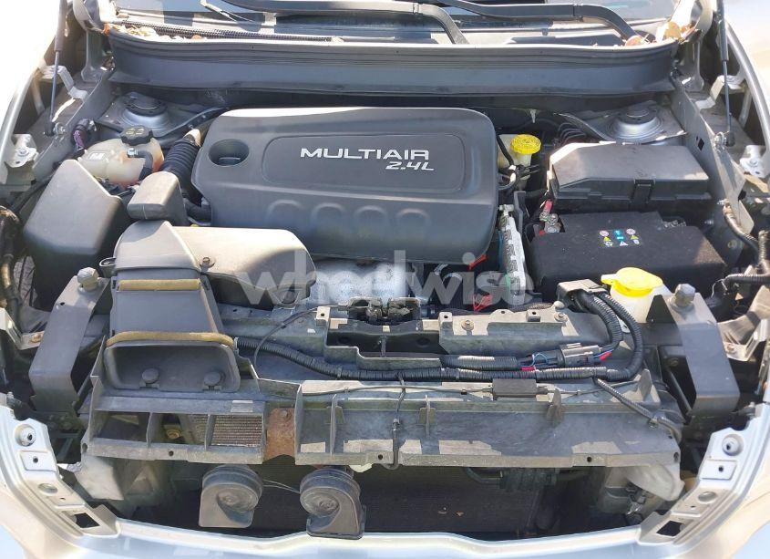 Photo 10 of 2014 Jeep Cherokee LATITUDE (VIN 1C4PJMCBXEW128170)