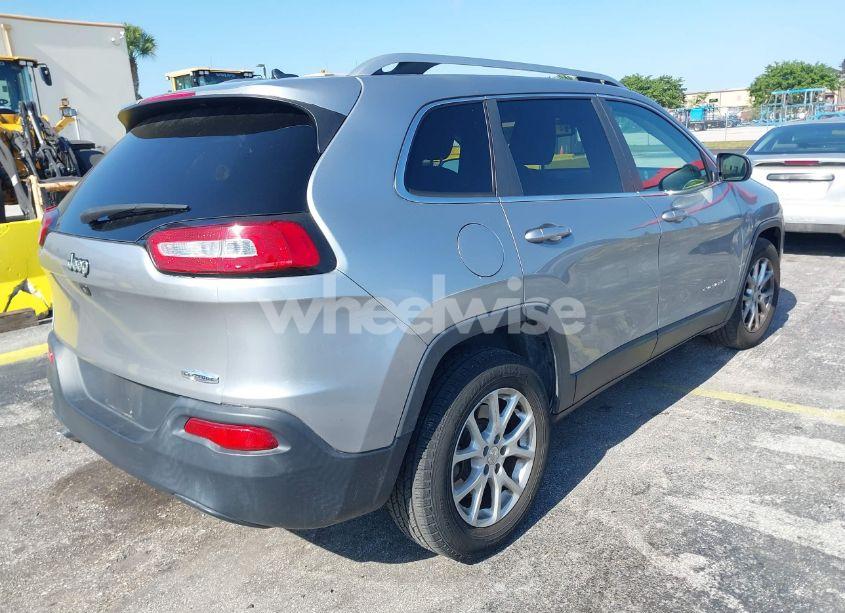 Photo 4 of 2014 Jeep Cherokee LATITUDE (VIN 1C4PJMCBXEW128170)