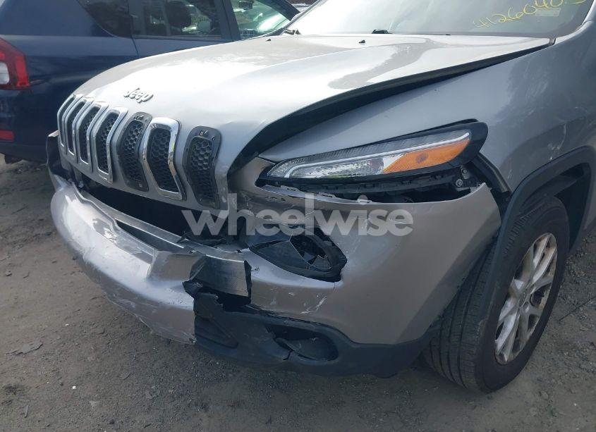 Photo 6 of 2014 Jeep Cherokee LATITUDE (VIN 1C4PJMCBXEW219505)
