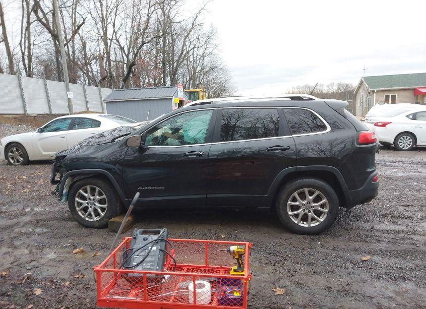 Photo 15 of 2014 Jeep Cherokee LATITUDE (VIN 1C4PJMCBXEW242878)