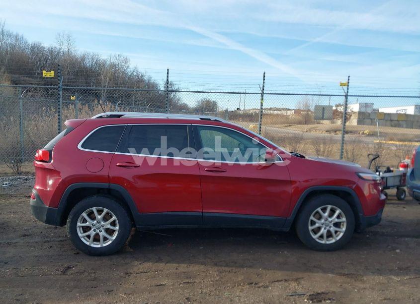 Photo 13 of 2014 Jeep Cherokee LATITUDE (VIN 1C4PJMCBXEW260118)