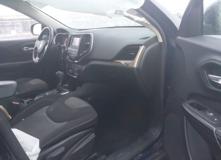 Photo 5 of 2014 Jeep Cherokee LATITUDE (VIN 1C4PJMCBXEW309737)